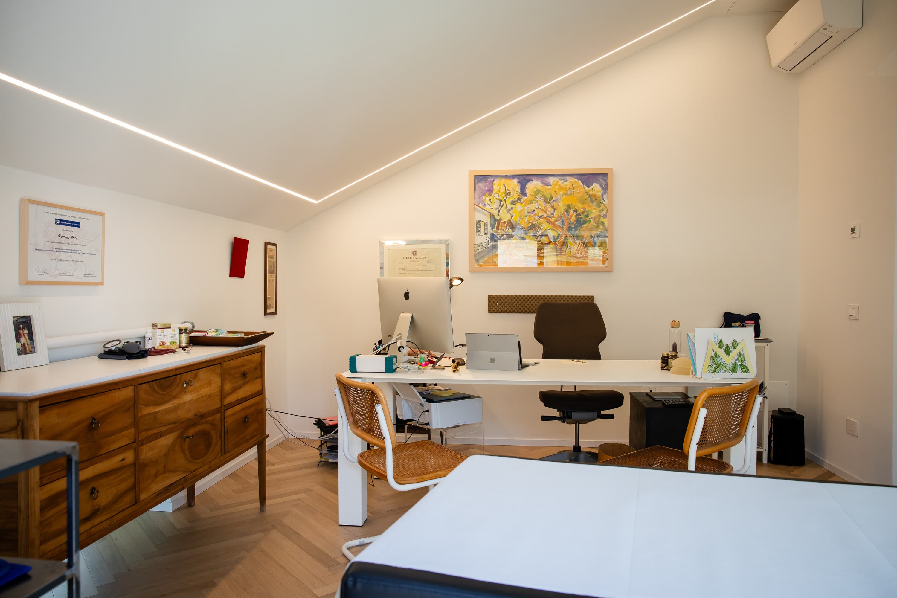 Studio del Prof. Enzo Mannino a Civitanova Marche